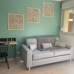 Apartment Le Lorain Cozy Avec Terrasse Epinal