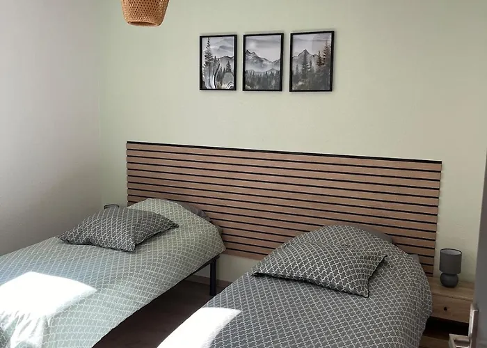 Le Lorain Cozy Avec Terrasse Apartamento *